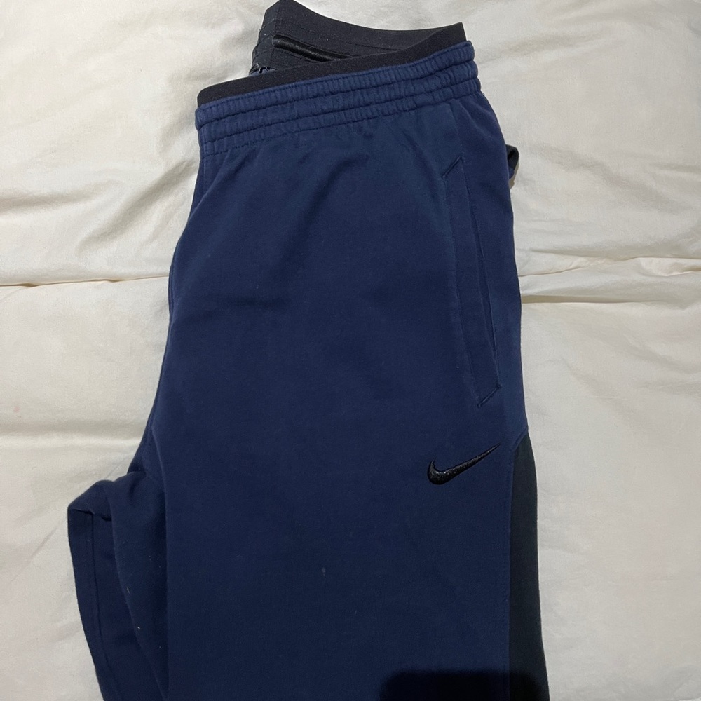 Nike fleece joggers